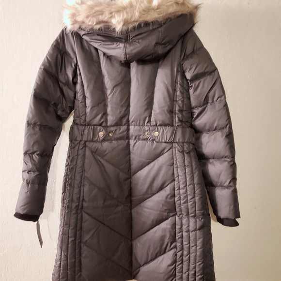 Hooded Down/Feather Coat - Picture 4 of 6